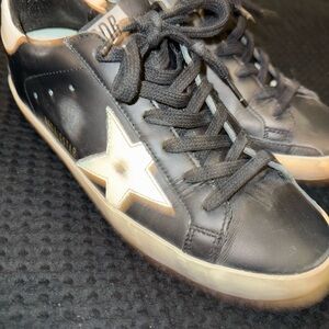 Black Star Sneakers Golden Goose